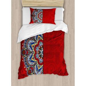 Ambesonne Christmas Duvet Cover Set, Floral Winter Red Bird Hat and Scarf on Blooming Tree Nature Inspired, Decorative 3 Piece Bedding Set with 2 Pillow Shams, Queen Size, Burgundy Green(Burgundy White Blue)