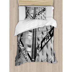 Ambesonne Christmas Duvet Cover Set, Floral Winter Red Bird Hat and Scarf on Blooming Tree Nature Inspired, Decorative 3 Piece Bedding Set with 2 Pillow Shams, Queen Size, Burgundy Green(Ivory Charcoal)