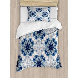 Ambesonne Christmas Duvet Cover Set, Xmas Baubles on Snow with Snowflakes Ice Holiday Humanitarian Artwork Illustration, Decorative 3 Piece Bedding Set with 2 Pillow Shams, Queen Size, White Red(Blue Grey)