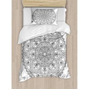 Ambesonne Christmas Duvet Cover Set, Xmas Baubles on Snow with Snowflakes Ice Holiday Humanitarian Artwork Illustration, Decorative 3 Piece Bedding Set with 2 Pillow Shams, Queen Size, White Red(White)