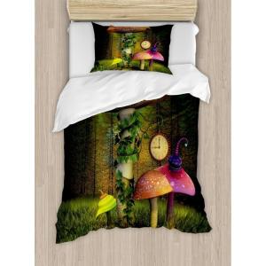 Ambesonne Christmas Duvet Cover Set, Xmas Baubles on Snow with Snowflakes Ice Holiday Humanitarian Artwork Illustration, Decorative 3 Piece Bedding Set with 2 Pillow Shams, Queen Size, White Red(Green Coral)