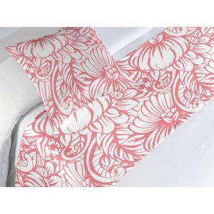 Ambesonne Floral Bed Runner Set, Realistic Painting Print A Million Roses to My Love Valentines Day, Decorative Bedding Scarf and 2 Pillow Shams for Hotels Homes, King, Pale Pink Dark Pink and Ecru(Pale Ruby White)