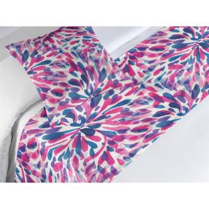 Ambesonne Floral Bed Runner Set, Valentine’s Day Theme Grunge Style Repetitive Rose Flowers Abstract, Decorative Bedding Scarf and 2 Pillow Shams for Hotels Homes, King, Pale Fuchsia and Sepia(Hot Pink and Night Blue)