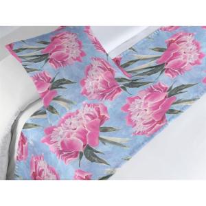Ambesonne Floral Bed Runner Set, Rose Flowers and Leaves Pattern Vintage Valentine Romantic Ornament, Decorative Bedding Scarf and 2 Pillow Shams for Hotels Homes, King, Pastel Pink Hunter Green(Pale Fuchsia and Sea Green)