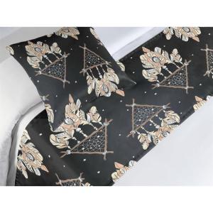 Ambesonne Floral Bed Runner Set, Rose Flowers and Leaves Pattern Vintage Valentine Romantic Ornament, Decorative Bedding Scarf and 2 Pillow Shams for Hotels Homes, King, Pastel Pink Hunter Green(Pastel Brown Cream Grey)