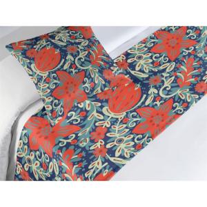 Ambesonne Floral Bed Runner Set, Rose Flowers and Leaves Pattern Vintage Valentine Romantic Ornament, Decorative Bedding Scarf and 2 Pillow Shams for Hotels Homes, King, Pastel Pink Hunter Green(Vermilion and Navy Blue)