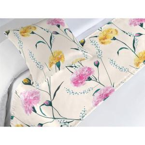 Ambesonne Floral Bed Runner Set, Rose Flowers and Leaves Pattern Vintage Valentine Romantic Ornament, Decorative Bedding Scarf and 2 Pillow Shams for Hotels Homes, King, Pastel Pink Hunter Green(Dark Yellow and Soft Pink)