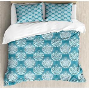 Ambesonne Damask Grey Duvet Cover Set, Simple Pattern with Curls and Dots in Neutral Design Print, Decorative 3 Piece Bedding Set with 2 Pillow Shams, Queen Size, Pale Grey and White(Blue and White)