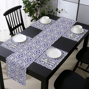 Ambesonne Leaf Table Runner & Placemats, Tropical Jungle Palm Tree Banana Leaves Frangipani Heliconia on Dark Blue Background, Set for Dining Table Decor, Placemat 4 pcs + Runner 16″x72″, Blue Teal(Violet Blue)